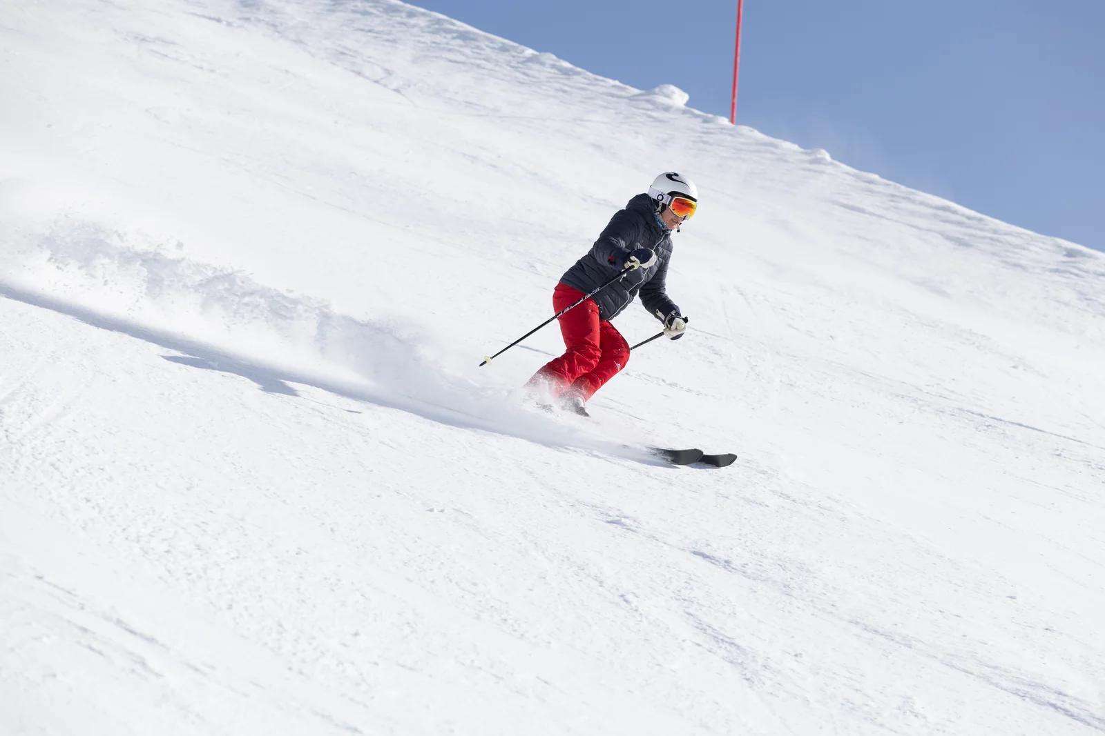 奧地利 Ischgl 雪坡上的滑雪者