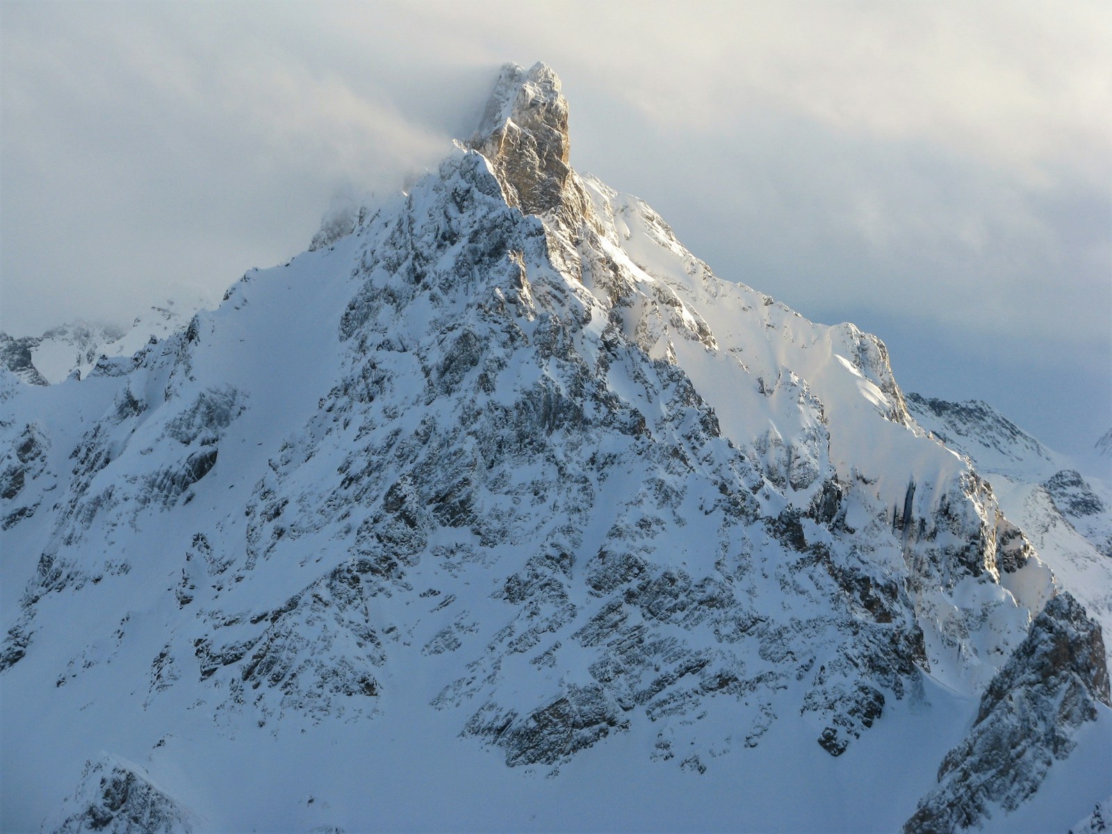 Courchevel · Chris Linnett / Unsplash