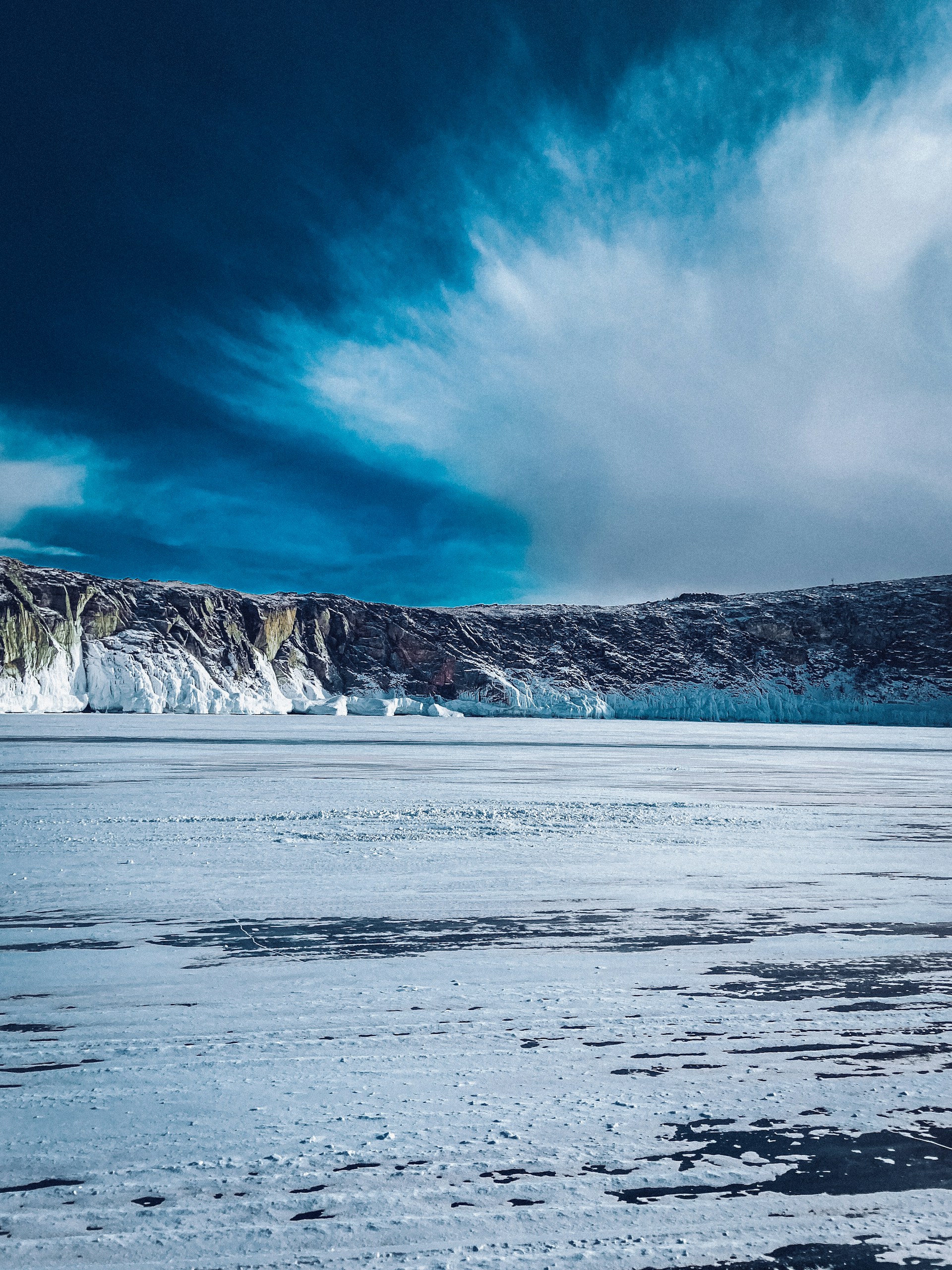 Lake Baikal · Denis Shpak / Unsplash